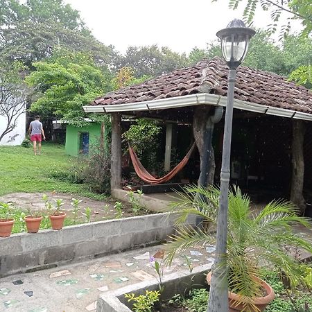 Loren'S House Moyogalpa Exterior foto